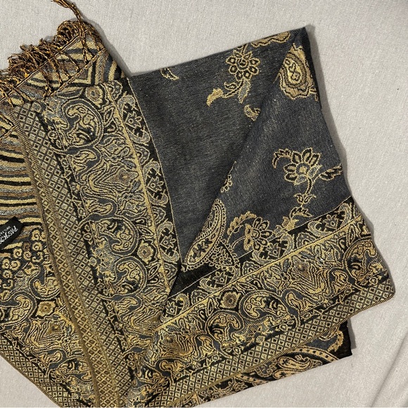 Gorgeous Pashmina in dark blue/light blue/gold/black, unused, fall, autumn - Picture 6 of 6